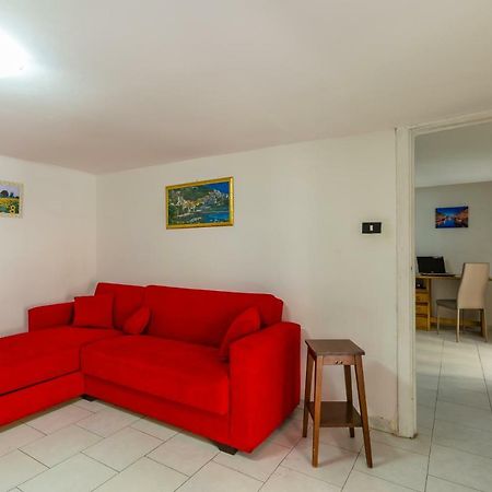 Cirillo 60 Apartment Napoli Bagian luar foto