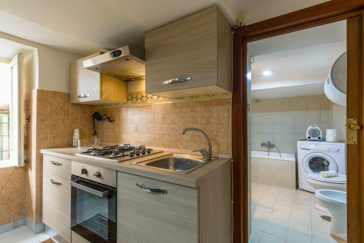 Cirillo 60 Apartment Napoli Bagian luar foto